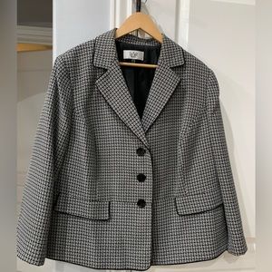 Le Suit Separates Black plaid women’s jacket size 18W